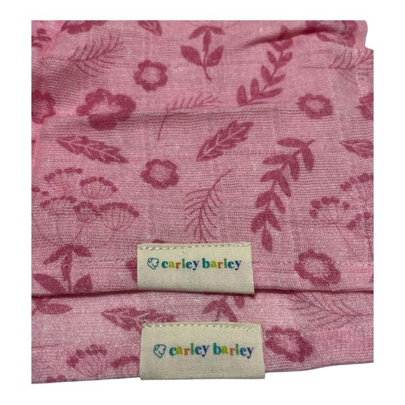 Two Carley Barley Pink Floral Print Organic Cotton Muslin Squares Lovey Blanket - Picture 2 of 3